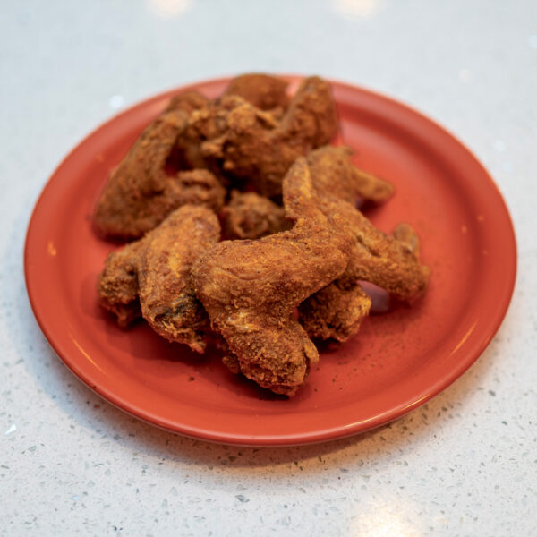Fried Chicken Wings (4 Pc) w/ Fries